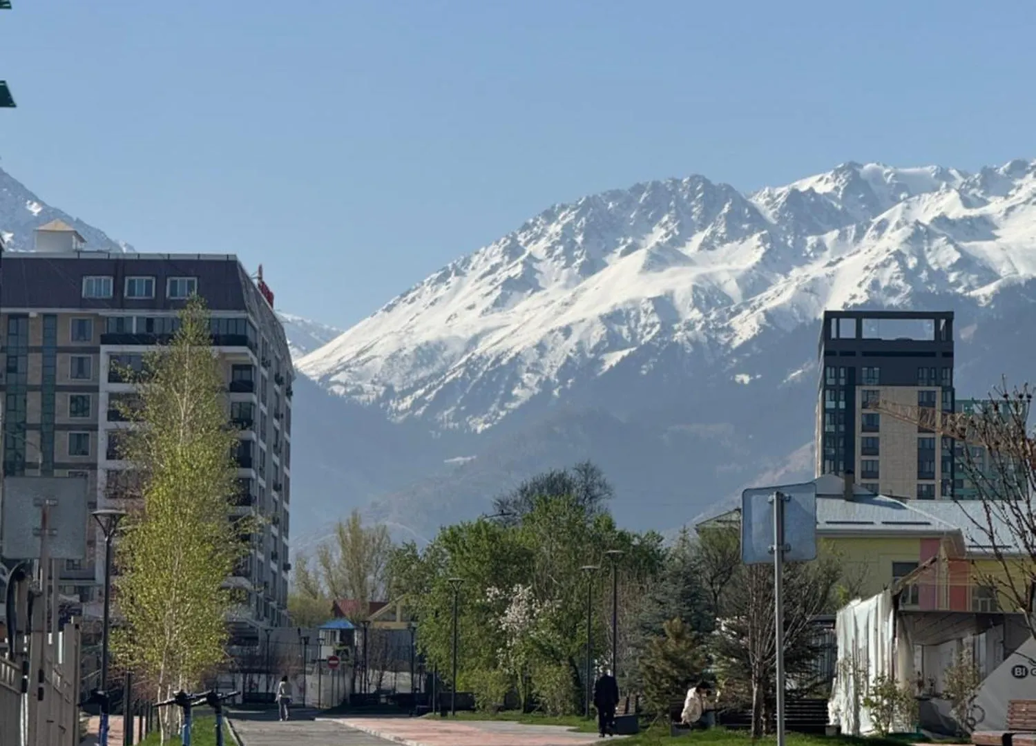 Seven Hills Apartments Almaty